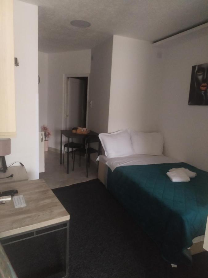 Stil Park Apartmani Vrnjačka Banja 객실 사진